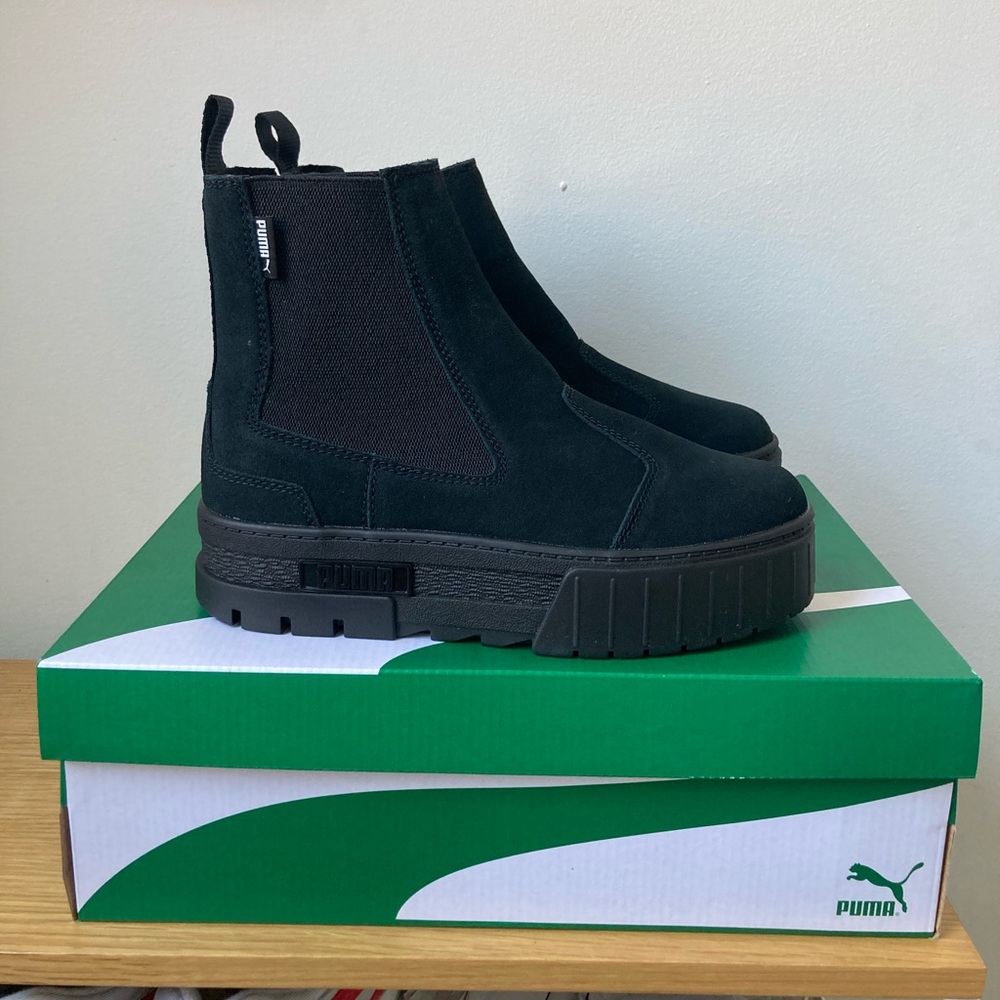 Brand New Suede Chelsea Mayze Boots
